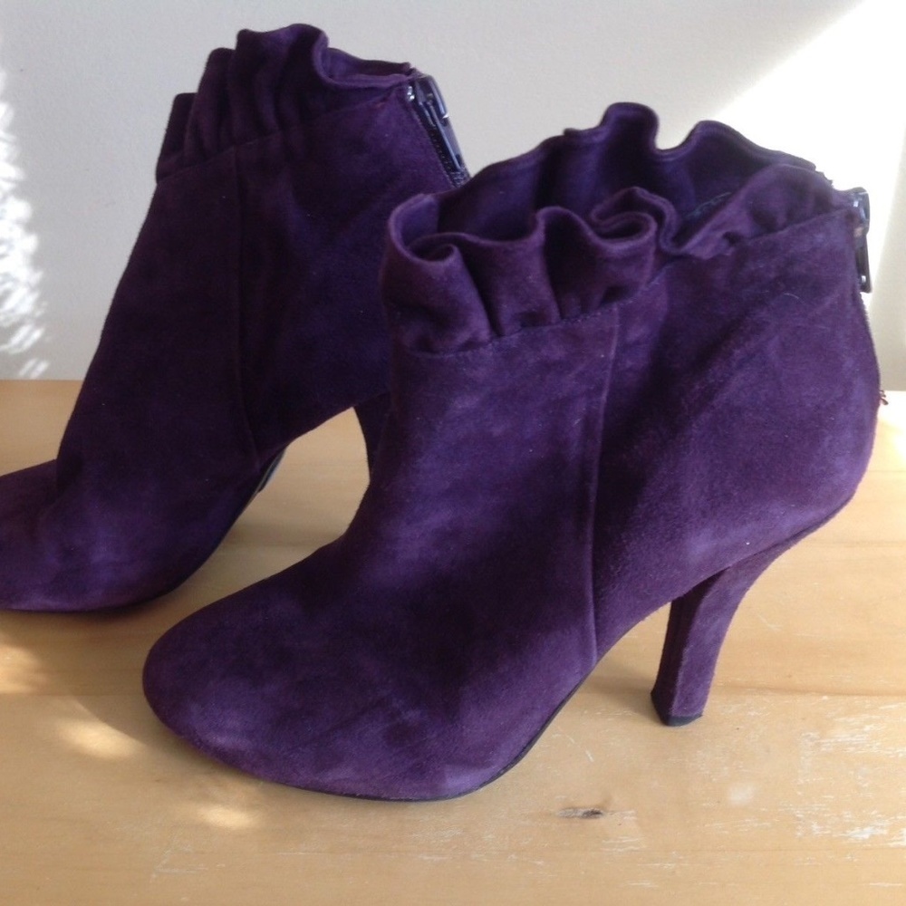 Me Too Purple Suede Ruffle Booties